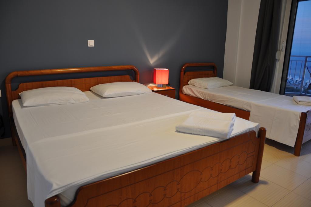 La Maroja View Hotel Dhërmi Zimmer foto