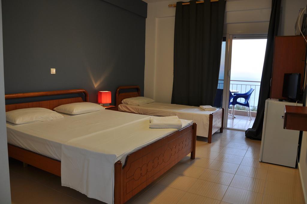 La Maroja View Hotel Dhërmi Zimmer foto